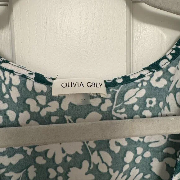 Olivia Grey 2X Green Floral Dress - Picture 3 of 3
